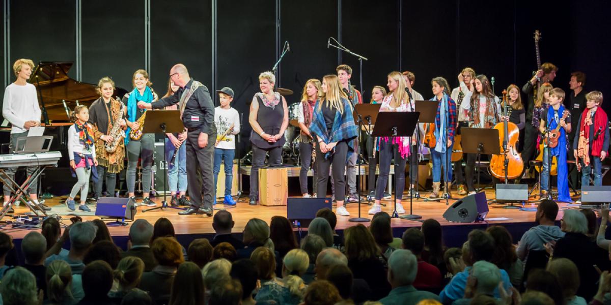 Erwachsenen-Band-Projekt